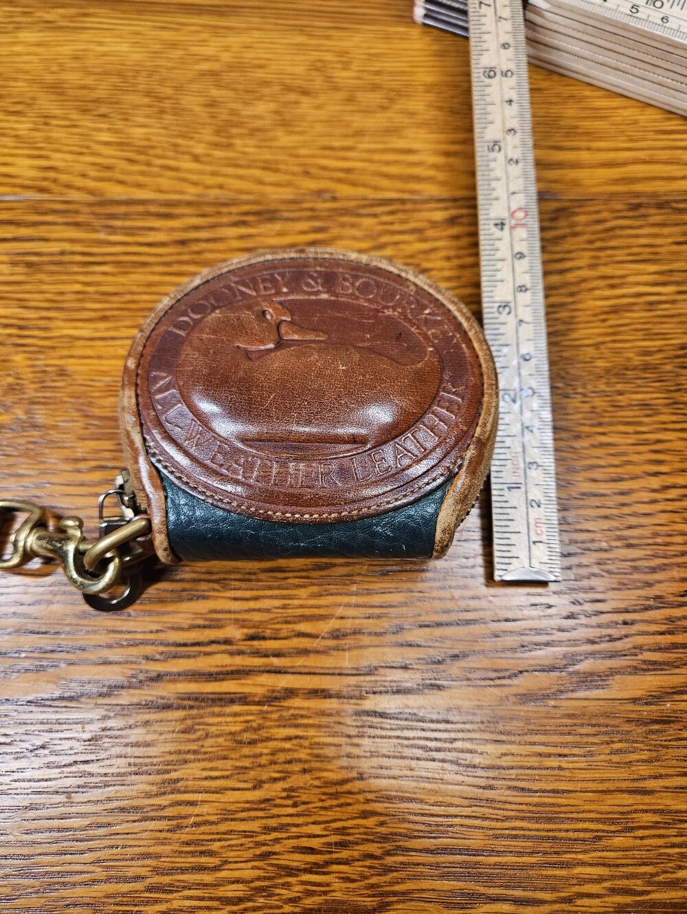 Dooney & Bourke "Big Duck" coin purse Vintage - Picture 9 of 9